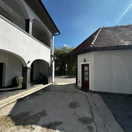 Appartement Eipprova Deluxe Curnovec