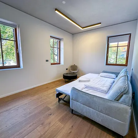 Eipprova Deluxe * Curnovec